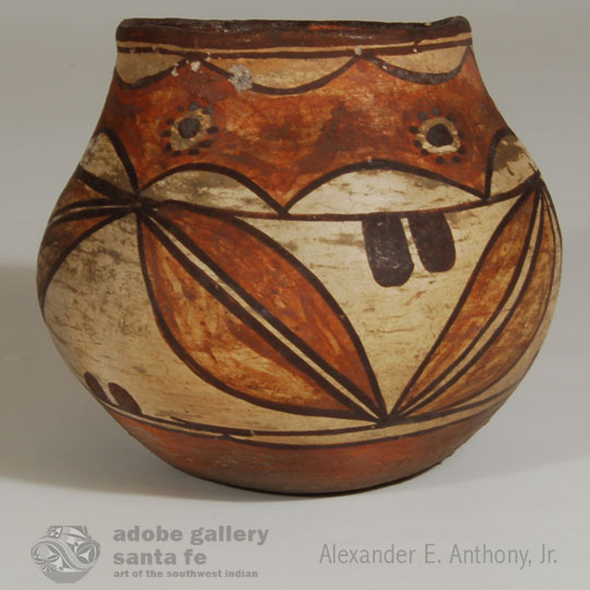 Historic Laguna Pueblo Pottery C3925V